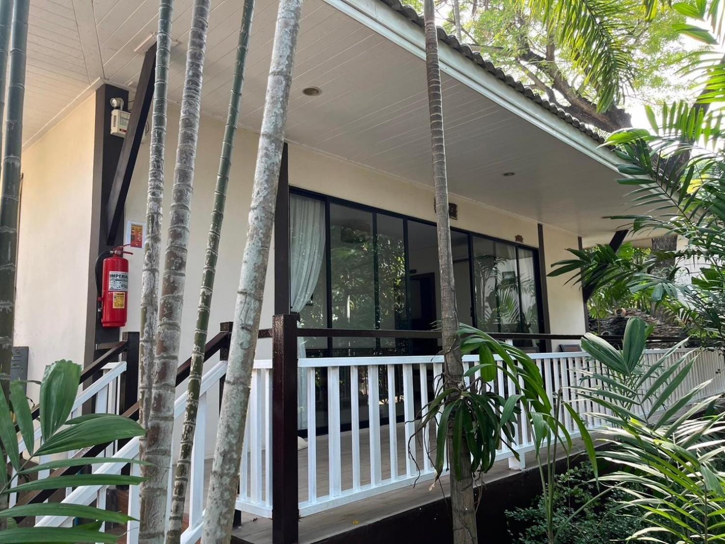 Don Tum Chawalun Resort מראה חיצוני תמונה
